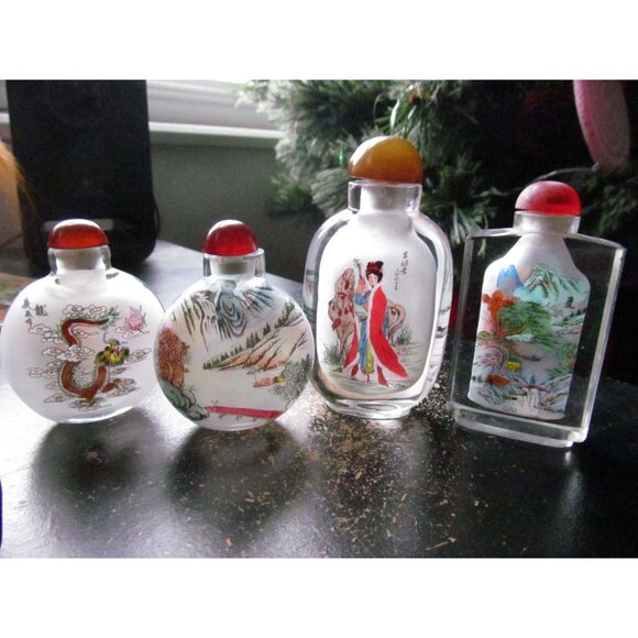 Reverse Painted Glass Snuff Bottles Vintage Asian Art with Stoppers Lot of 4 - Picture 12 of 12
